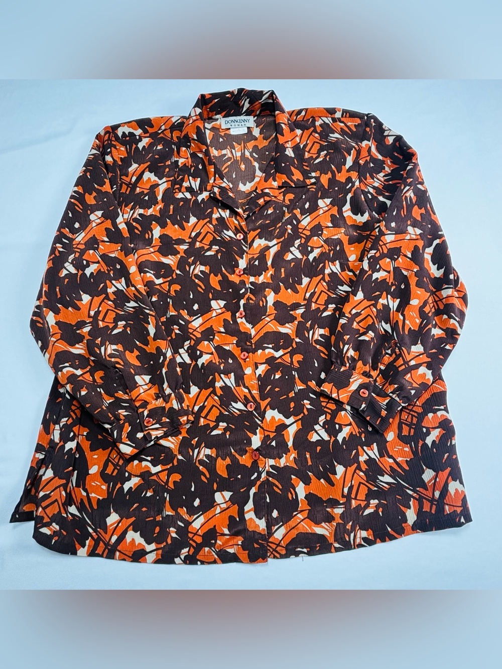 Donnkenny Abstract Floral Button-Up Blouse in Orange & Black W559